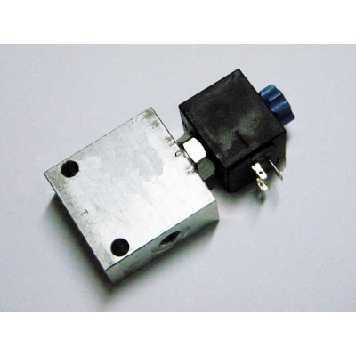 Клапан розподільника 6910208 Bobcat