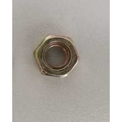 Гайка 61D6 Bobcat