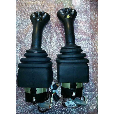 Джойстик левый 6697904 Bobcat