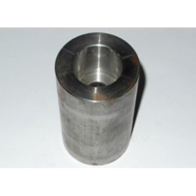 Втулка вварная 6728999 Bobcat