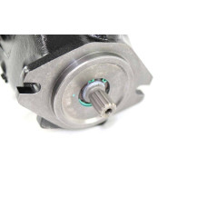 Гидравлический поршневой насос Bobcat, 7010203REM Гидравлический поршневой насос Bobcat, 7010203REM