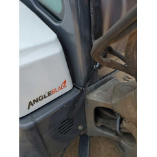 Защита переднего окна Bobcat, 7447615